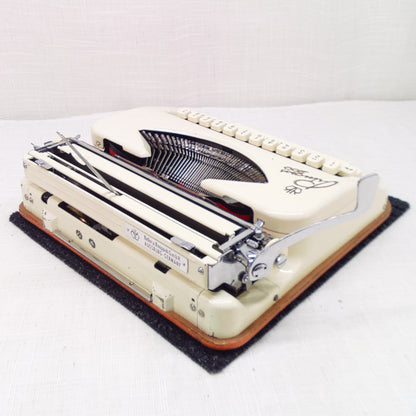 Vintage Princess 200 Typewriter, '57