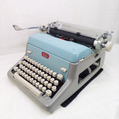 Royal FP Vintage Typewriter, 1961 - Working with Rare Font!