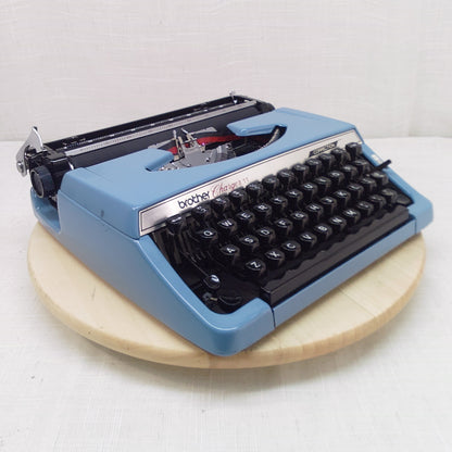 '81 Reconditioned Brother Charger 11 Typewriter