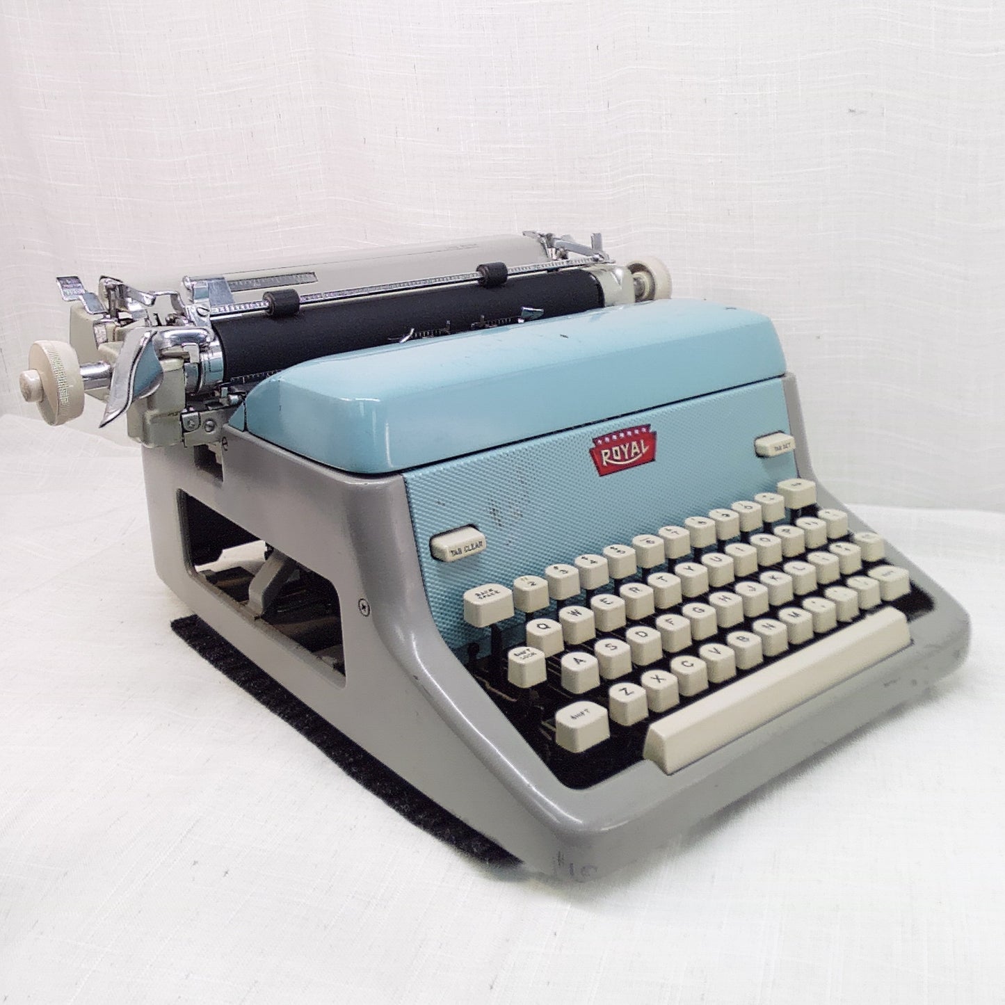 Royal FP Vintage Typewriter, 1961 - Working with Rare Font!
