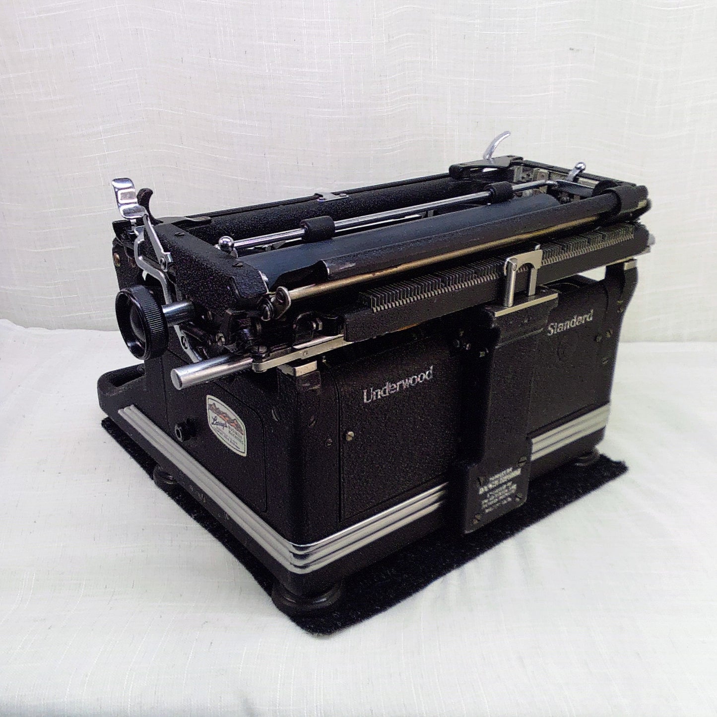 Typewriter - Underwood Model S 1942