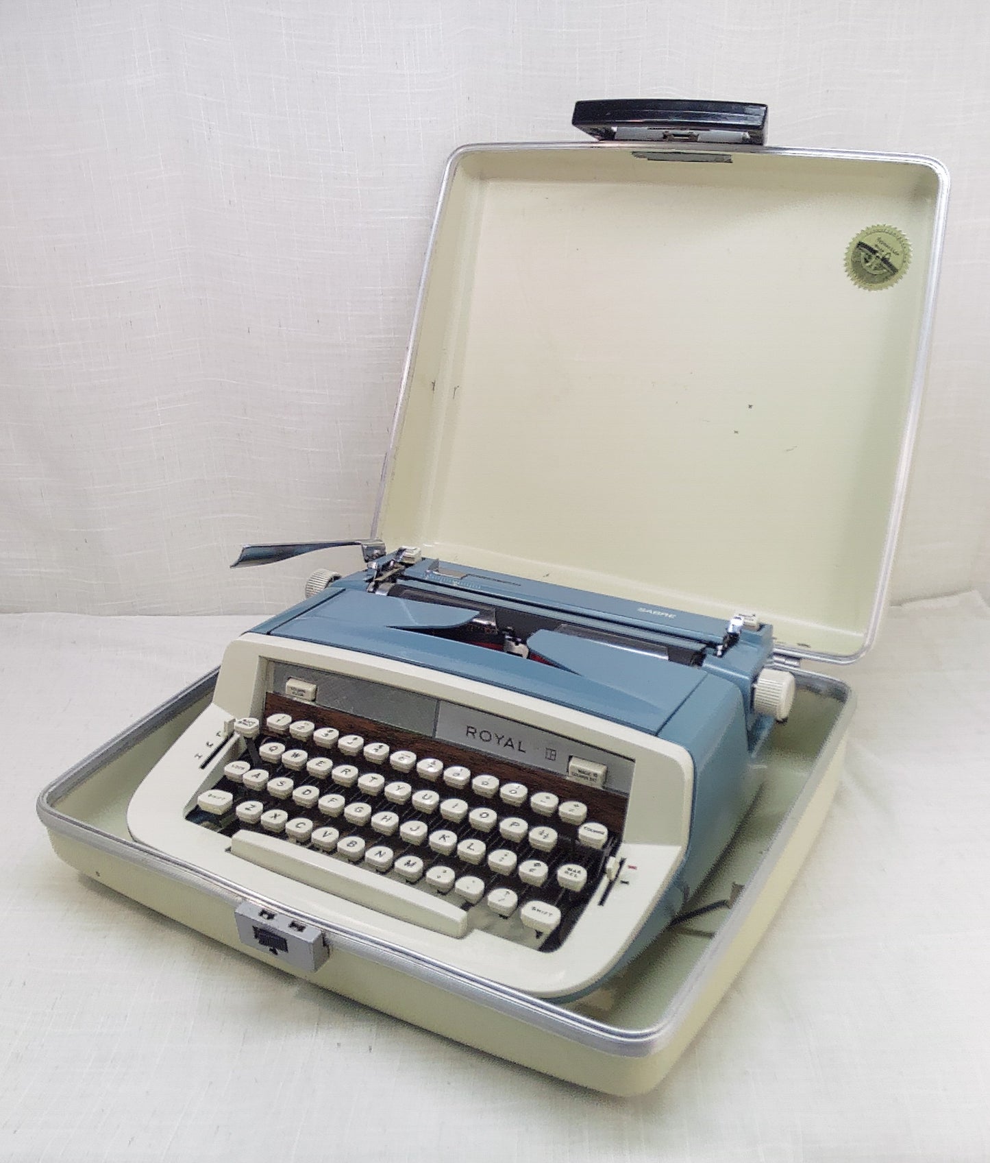 1973 Working Royal Sabre Typewriter