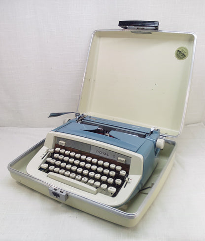 1973 Working Royal Sabre Typewriter