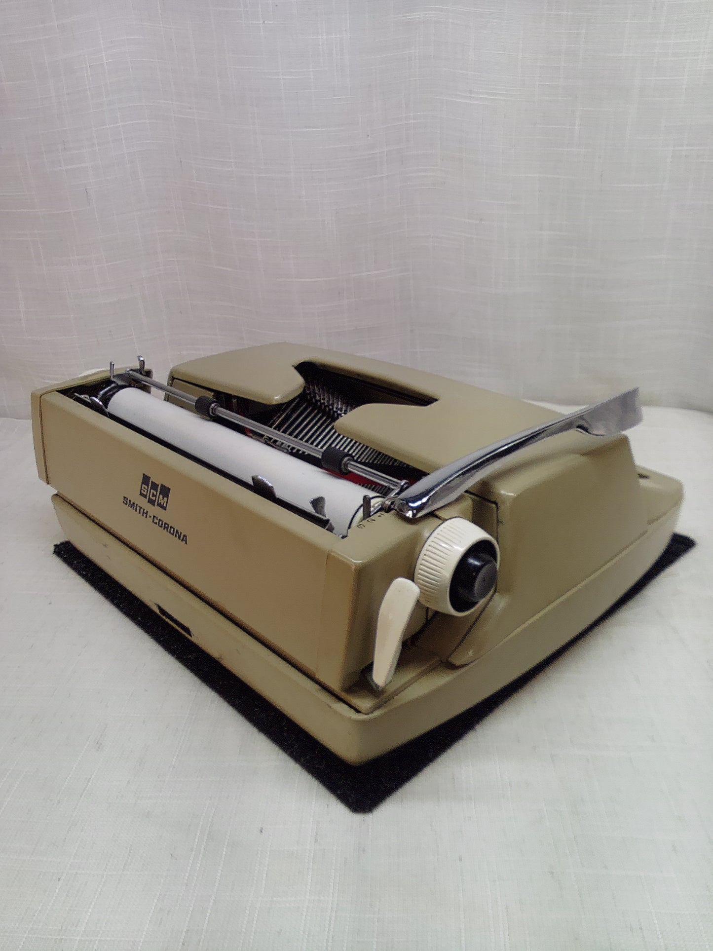 1968 Smith Corona Typewriter, Super Sterling Model