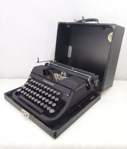 Underwood Ace 1939 - typewriter