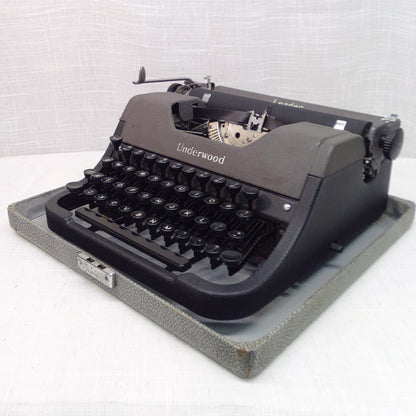 Underwood Leader 1951 Typewriter