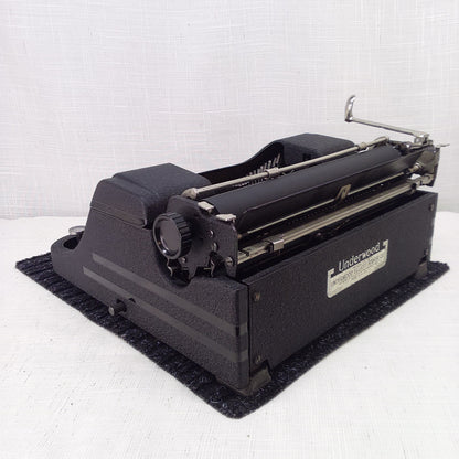 Underwood Ace 1939 - typewriter