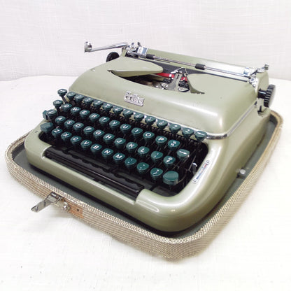 Erika Model 10 Typewriter 1959