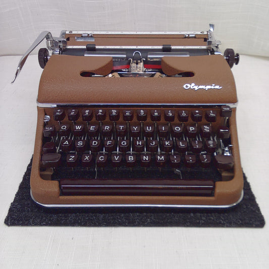 Typewriter Muse Mat