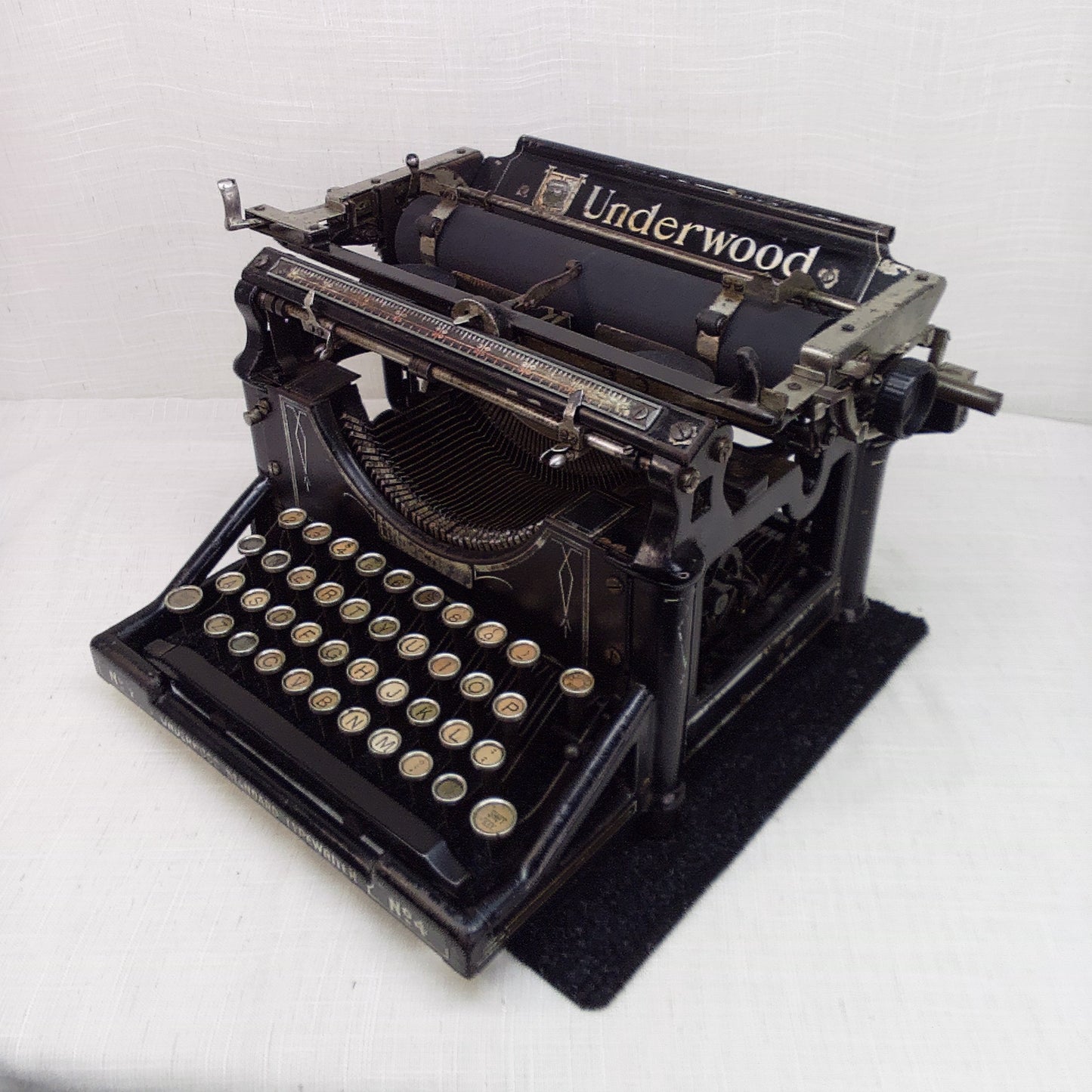 Vintage Typewriter - Underwood No. 4, 1909