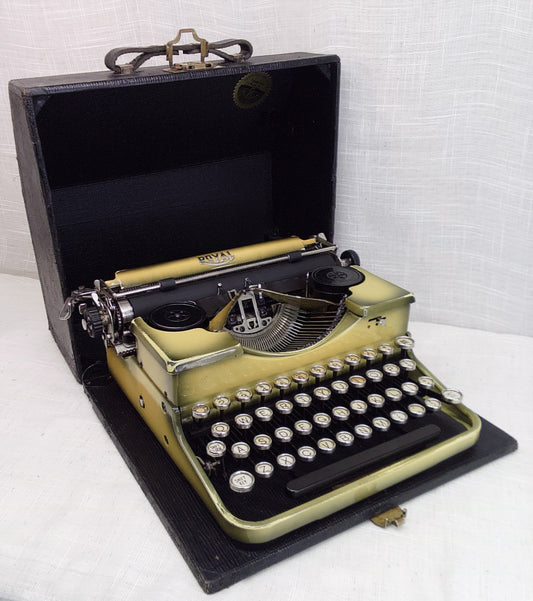 Royal Typewriter Model P Portable, 1929