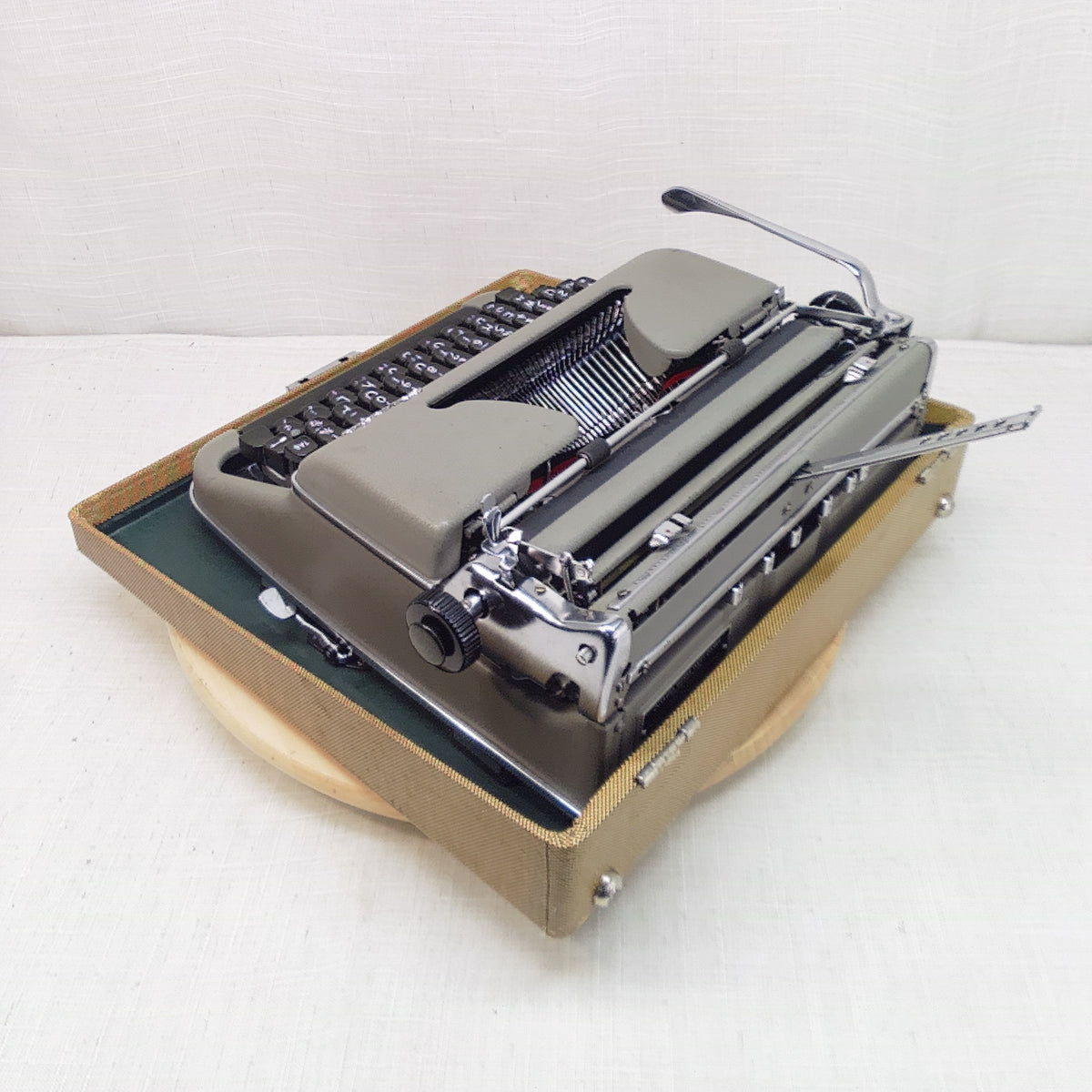 1957 Olympia SM3 Reconditioned Vintage Typewriter