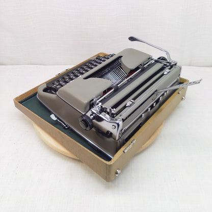 1957 Olympia SM3 Reconditioned Vintage Typewriter