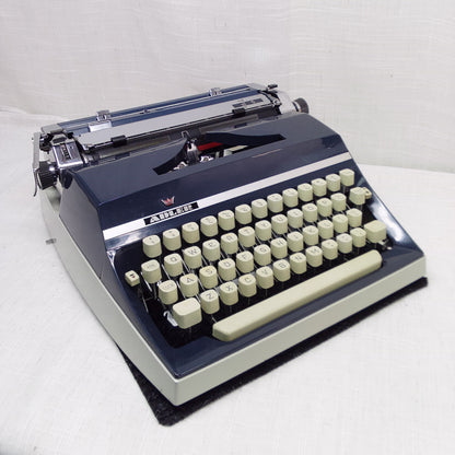 Adler J5 Typewriter 1975