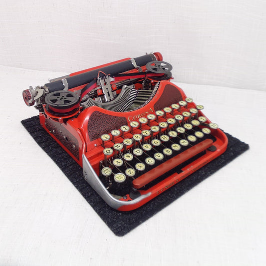 Smith-Corona No. 4 Portable 1939