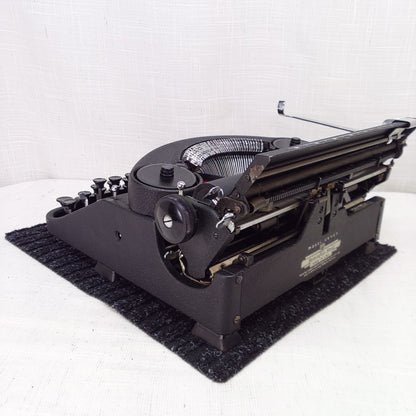 Remington Noiseless 7 Typewriter 1947