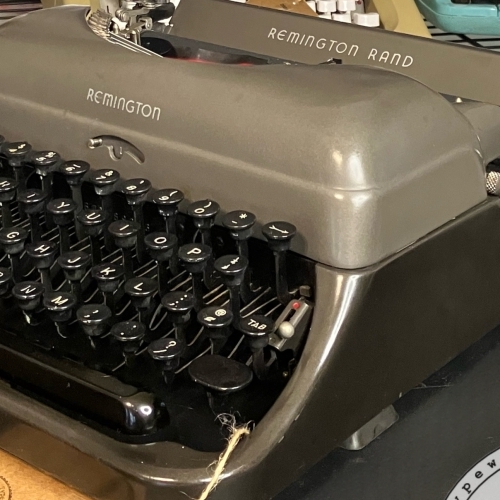 1948 Remington Rand Deluxe