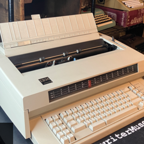 1988 IBM Wheelwriter 6 (0936)